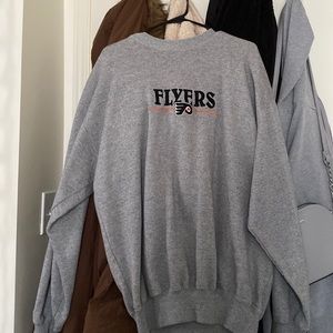 Vintage Flyers Crewneck - Size Large (Men or Women)